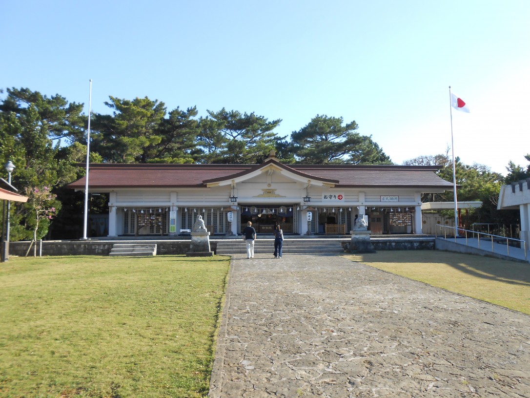 護國神社 NAHANAVI(那霸導覽) 護國神社 NAHANAVI(那霸導覽)